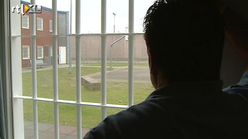 RTL Nieuws Gevangenispersoneel dreigt met grote staking