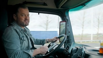 Frans Duijts gaat droom achterna en wordt vrachtwagenchauffeur