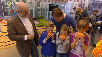 Green-kids De kids proeven groente en fruit en maken een fruitloempia