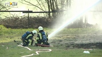 RTL Nieuws Man vermist na grote brand in Elsloo