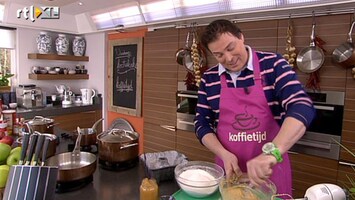 Koffietijd Caspar in de keuken