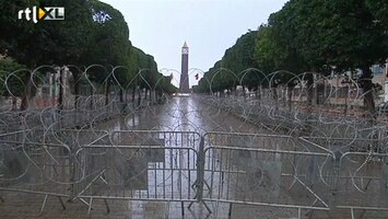 RTL Z Nieuws Oppositieleider Tunesië begraafd op begraafplaats martelaren