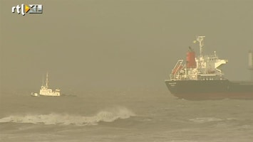 RTL Nieuws Verslepen gestrand schip begonnen