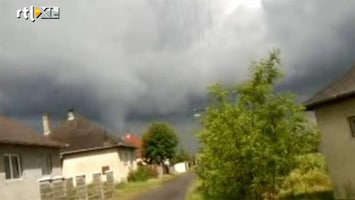 RTL Nieuws Ravage door tornado in Hongarije