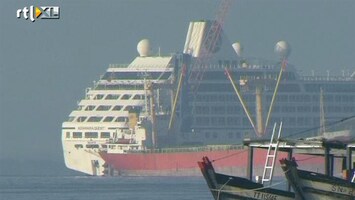 RTL Nieuws Cruiseschip Filipijnen in veilige haven