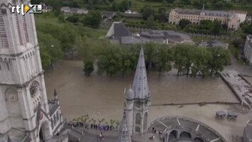 RTL Nieuws Overstroomd Lourdes vanuit drone gefilmd