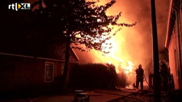 RTL Nieuws Grote brand in het Friese Boazum