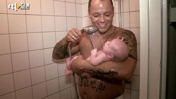 Barbie's Baby Met papa onder de douche