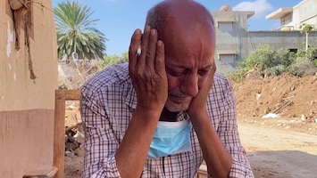 Hassan verliest kinderen en kleinkind bij overstroming Libië