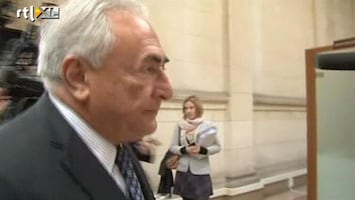 RTL Nieuws 'Schandaalboek' Dominique Strauss-Kahn mag verkocht worden