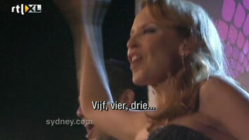 RTL Z Nieuws Kylie opent 2013 in Sydney