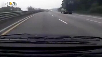 Editie NL Vrachtwagen maakt mega-crash