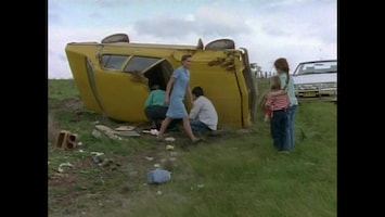 The Flying Doctors Two sisters running