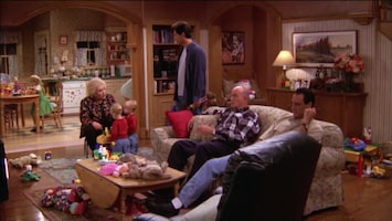 Everybody Loves Raymond Father knows least