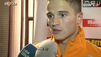 Voetbal International Afellay is terug en Wilfred is ordinair