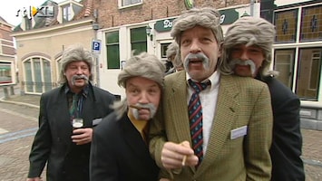 Voetbal International Johan Derksen ook gespot tijdens carnaval