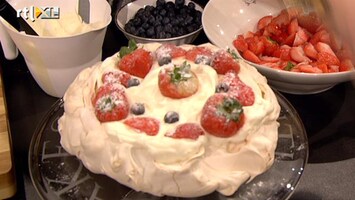 Carlo & Irene: Life 4 You Sandra maakt heerlijke pavlova met rood fruit