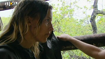 Expeditie Robinson Zoë is de wanhoop nabij