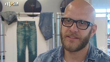 RTL Boulevard Eerste Jeansschool in Amsterdam