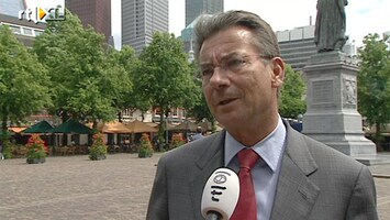 RTL Z Nieuws Verhagen: bedrijven 1 miljard minder kwijt aan regelgeving