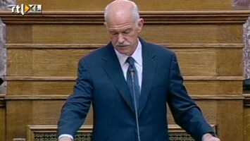 RTL Nieuws Papandreou wil Grieken laten beslissen