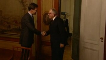 RTL Nieuws Minister Timmermans vertrouwt de Kamer niet