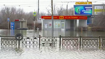 Russen en Kazachen massaal geëvacueerd na zware overstromingen