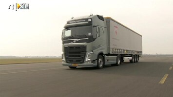 RTL Transportwereld Volvo Trucks demonstreert noodremsysteem