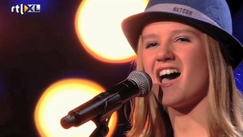 The Voice Kids Sing off Laura - I Will Always Love You