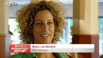 Herman's Restaurant School De groep maakt kennis met Milen van Boldrik van FNV Horeca.