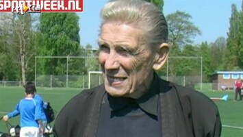 RTL Nieuws Voetbalgoeroe Wiel Coerver overleden