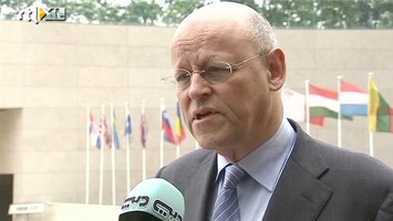 RTL Nieuws Minister Rosenthal: Militair ingrijpen Syrië uitgesloten