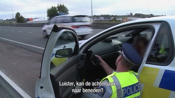 Stop! Politie Nieuw-zeeland - Afl. 8