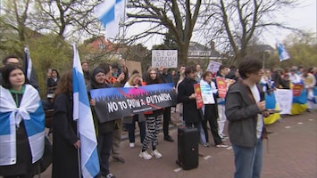Duizenden mensen in rij bij Russische ambassade: 'Wij steunen ...