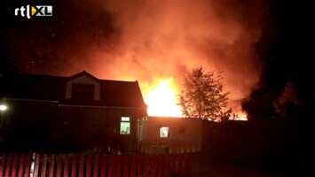 RTL Nieuws Asbest bij brand in Friese Bozum