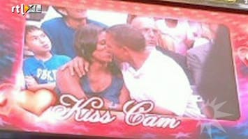 RTL Boulevard Obama's op Kiss Cam