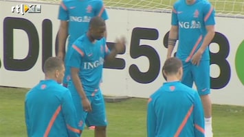 RTL Nieuws Nederlands elftal op trainingskamp