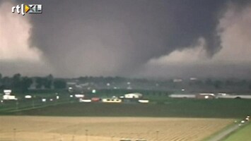 RTL Z Nieuws Tornado Oklahoma kost 24 mensen het leven