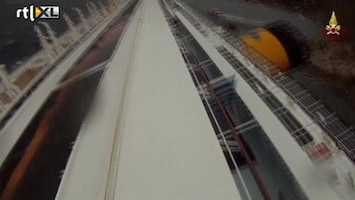 RTL Nieuws Reddingswerkers filmen op Costa Concordia