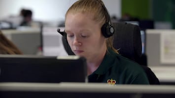Ambulance UK Afl. 6