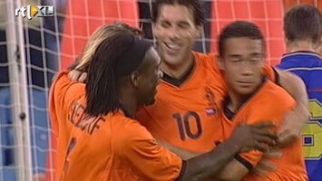 RTL Nieuws Van Nistelrooij stopt met voetballen
