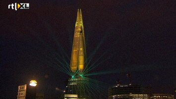 RTL Nieuws Hoogste gebouw Europa met lasershow geopend