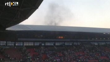 RTL Nieuws Video: Brand legt wedstrijd AZ-stadion stil