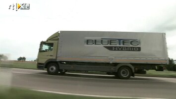 RTL Transportwereld Eerste Atego Hybride truck voor Albers Groep