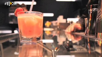 Beat The Best Bols Cocktail - Strawberry Cheesecake