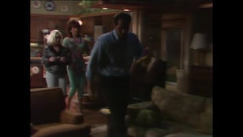 Married With Children - Whose Room Is It Anyway?