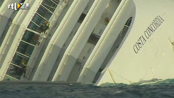 RTL Nieuws Olieberging Costa Concordia moeilijk door storm