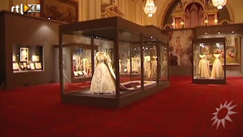 RTL Boulevard Tentoonstelling over kroning in Buckingham Palace