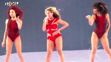RTL Boulevard Beyonce weer op podium na geboorte Blue Ivy