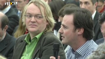 RTL Z Nieuws Draghi beantwoordt vragen van journalisten